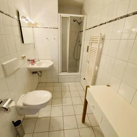 公寓 Mond, Am Warnemuender Kirchenplatz